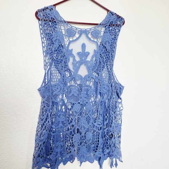 Blue Crocheted Lace Vest Tatted Ornate Design Boho Festival Size M - Picture 3 of 7